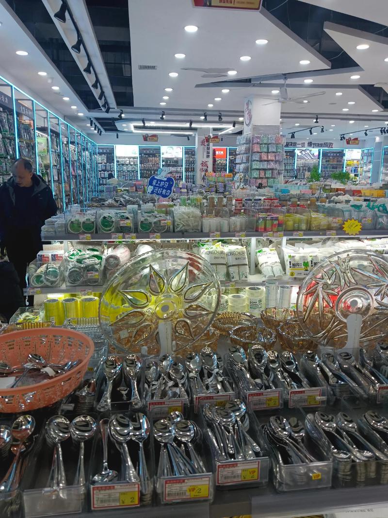 南岸区秀苑大厦：一家个体工商户的生存之道